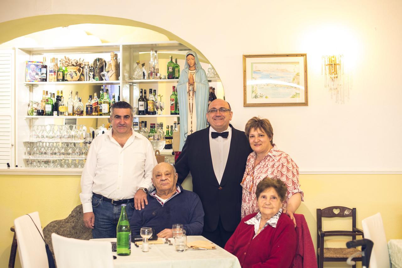 Hotel Carlo Magno Forio di Ischia エクステリア 写真